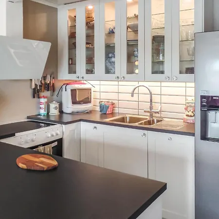 Σπίτι διακοπών 1 Bedroom Awesome In *